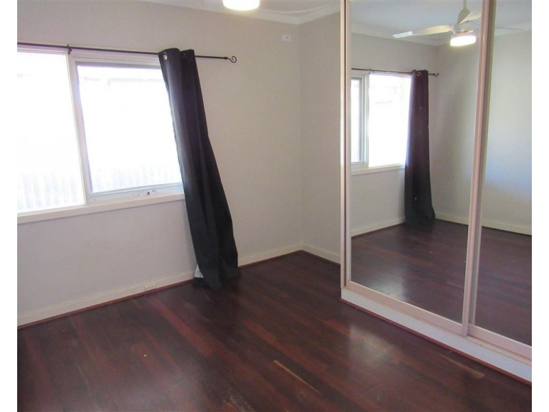 4 Cygnus Street, Rockingham WA 6168