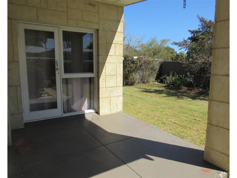 4 Cygnus Street, Rockingham WA 6168
