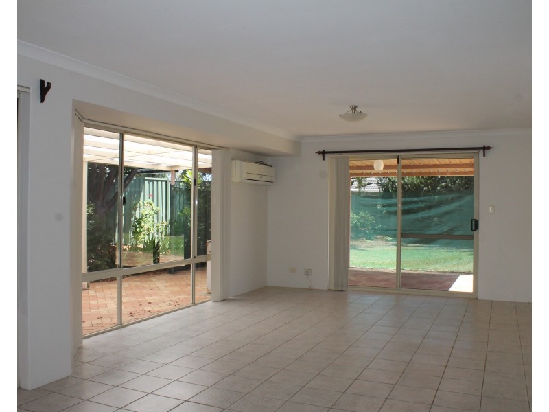 13 Parkland Drive, Warnbro WA 6169