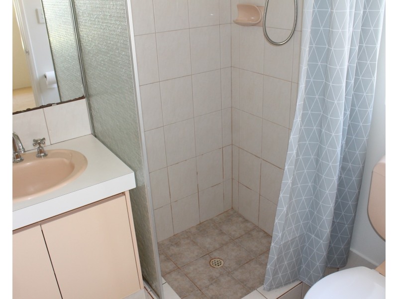 13 Parkland Drive, Warnbro WA 6169