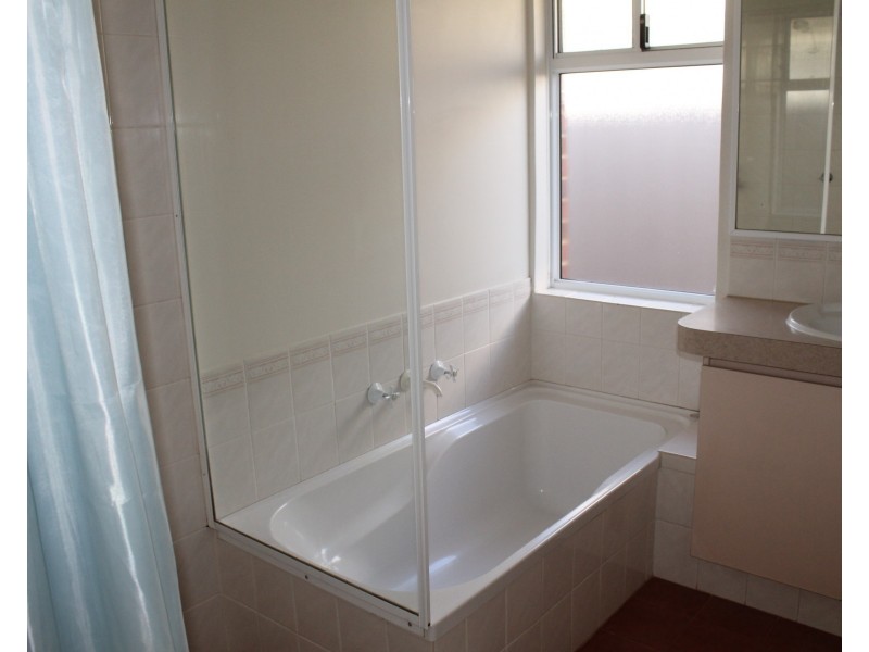 94 Grand Ocean Boulevard, Port Kennedy WA 6172