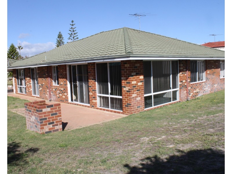 94 Grand Ocean Boulevard, Port Kennedy WA 6172