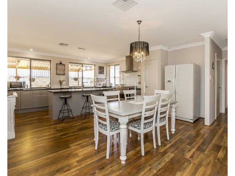 40 Harmony Parade, Singleton WA 6175