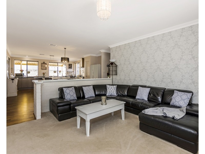 40 Harmony Parade, Singleton WA 6175