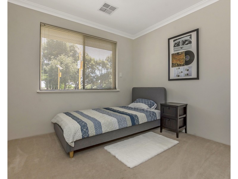 40 Harmony Parade, Singleton WA 6175