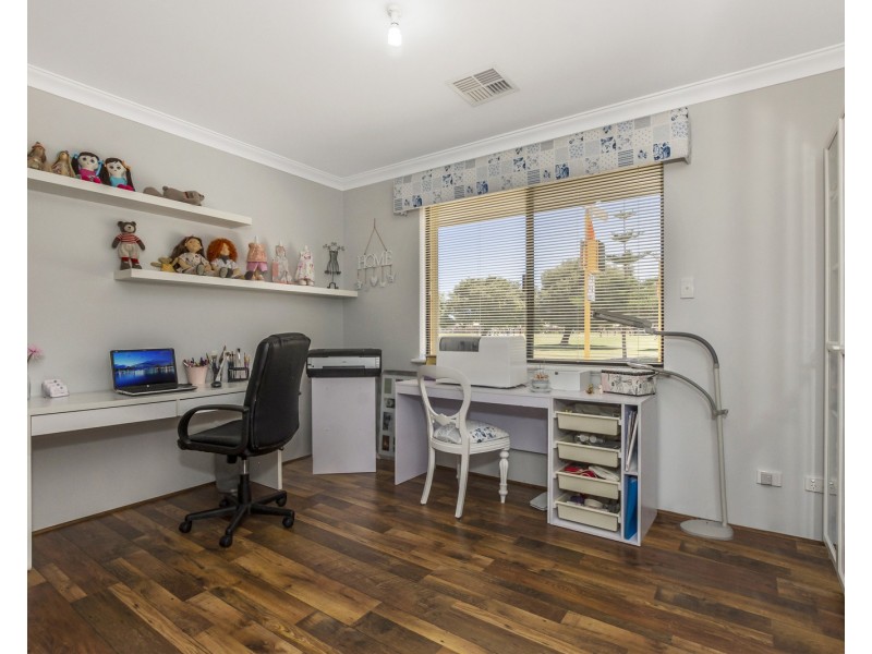 40 Harmony Parade, Singleton WA 6175