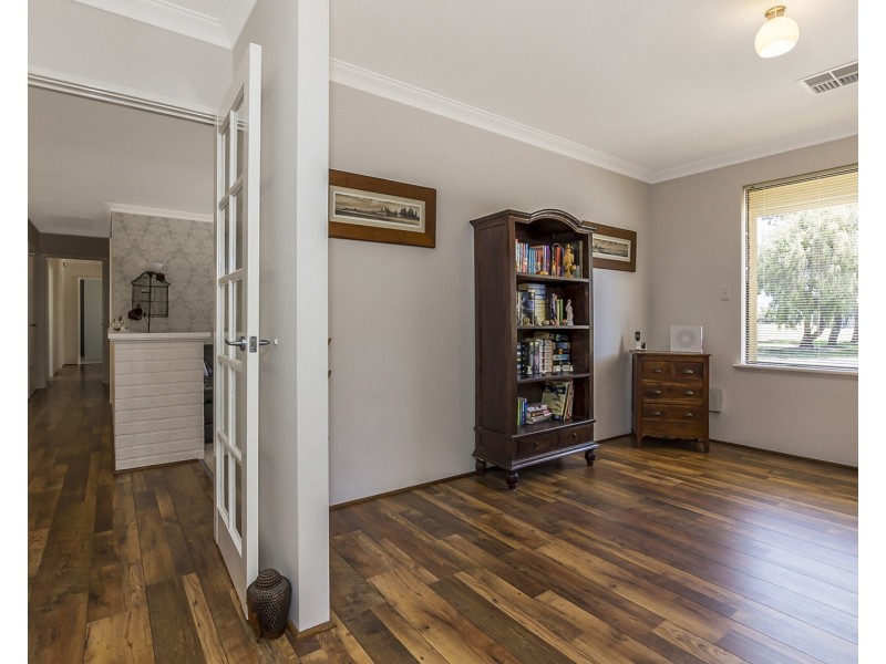 40 Harmony Parade, Singleton WA 6175