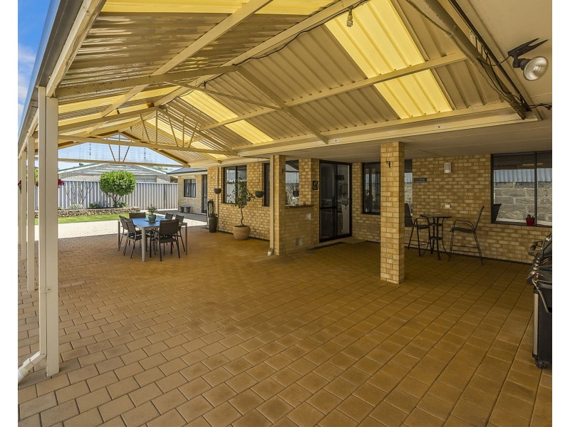 40 Harmony Parade, Singleton WA 6175