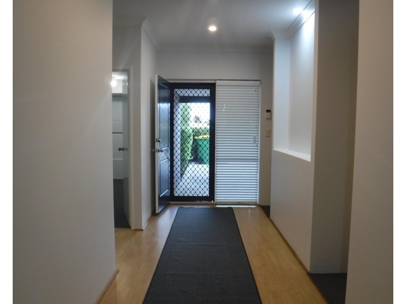 39 Oceanrunner Boulevard, Shoalwater WA 6169