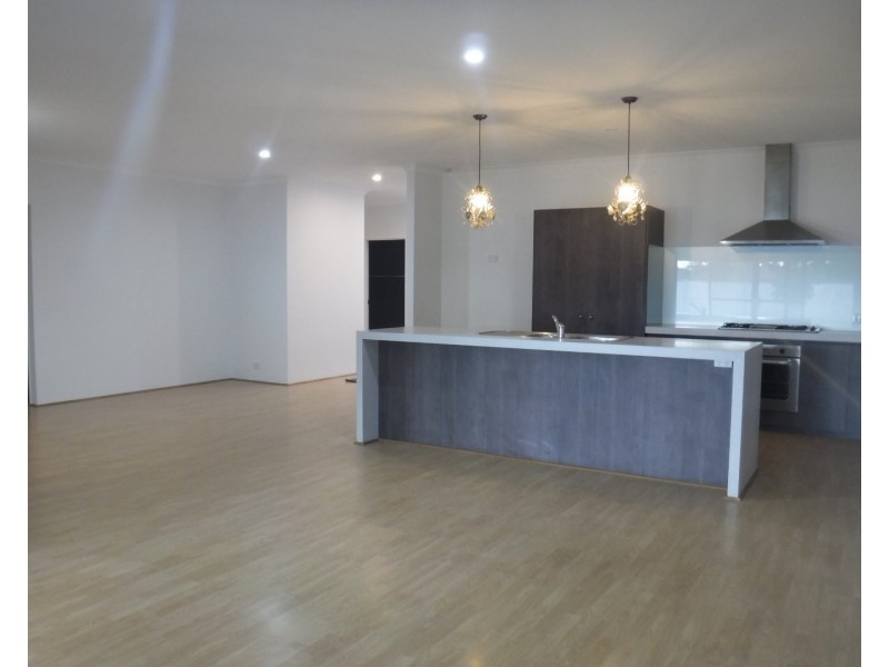 39 Oceanrunner Boulevard, Shoalwater WA 6169