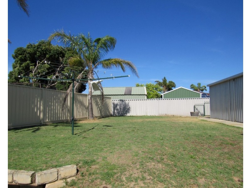 5 Elysee Court, Port Kennedy WA 6172