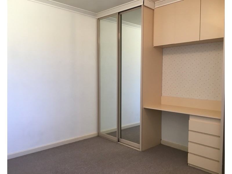 1/30-32 Griggs Way, Rockingham WA 6168