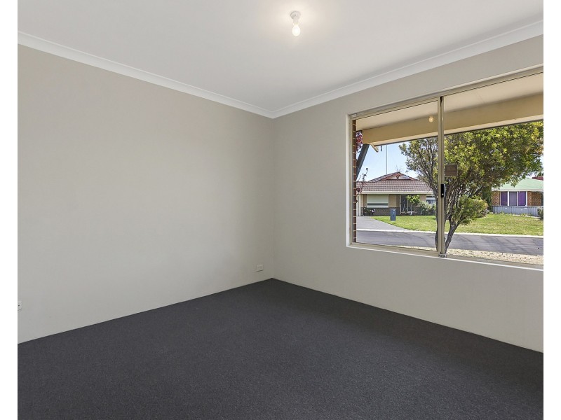 7 Warilla Close, Waikiki WA 6169