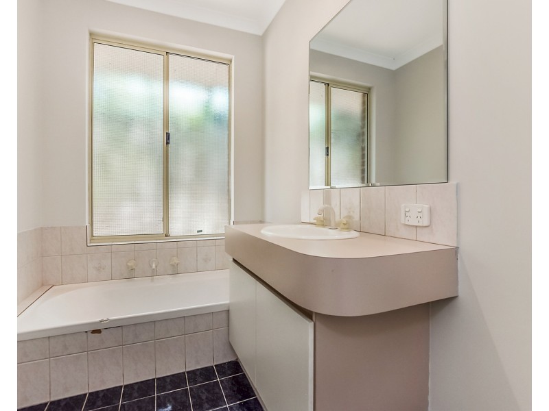 7 Warilla Close, Waikiki WA 6169