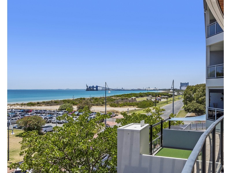 7/59 Rockingham Beach Road, Rockingham WA 6168