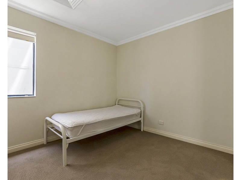 7/59 Rockingham Beach Road, Rockingham WA 6168