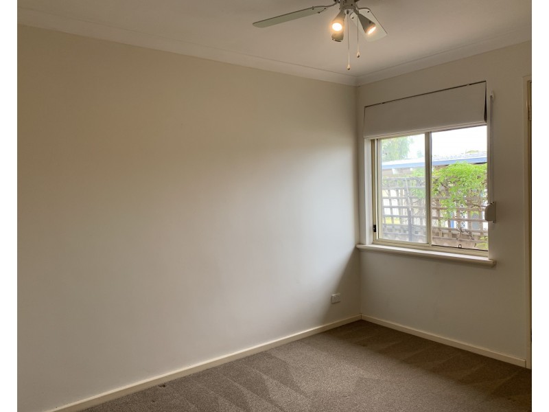 9 Vista Avenue, Rockingham WA 6168