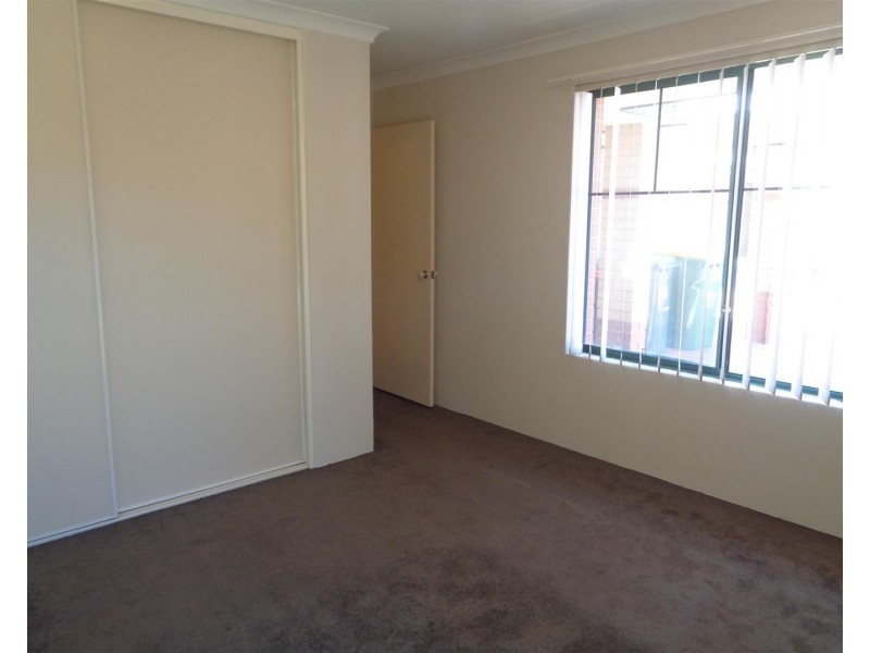 12/6 Elanora Drive, Cooloongup WA 6168
