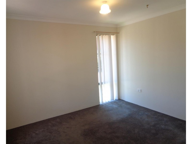 12/6 Elanora Drive, Cooloongup WA 6168