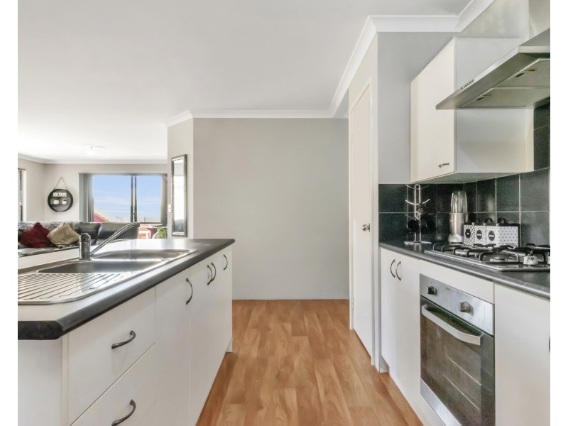 9  Sorrento Turn, Secret Harbour WA 6173