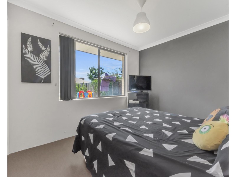 9  Sorrento Turn, Secret Harbour WA 6173