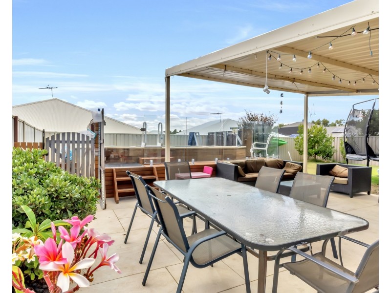 9  Sorrento Turn, Secret Harbour WA 6173