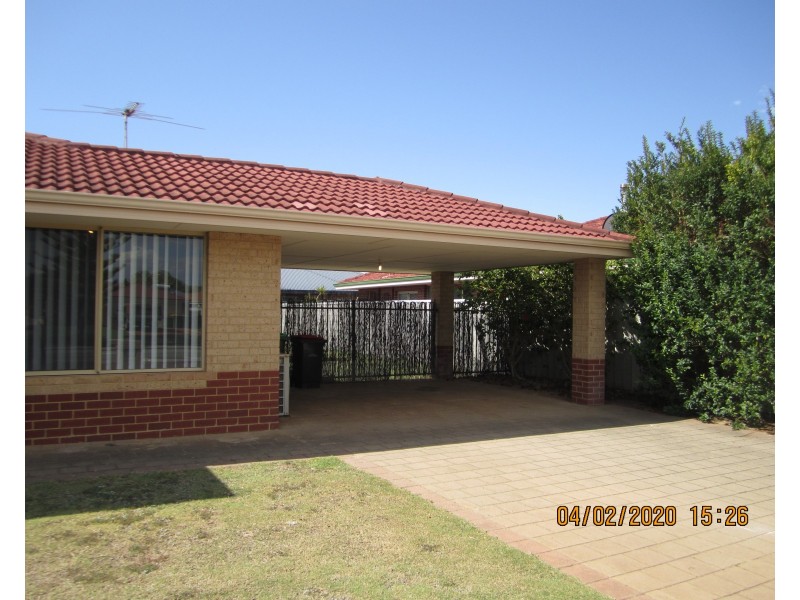 82 Chelmsford Avenue, Port Kennedy WA 6172