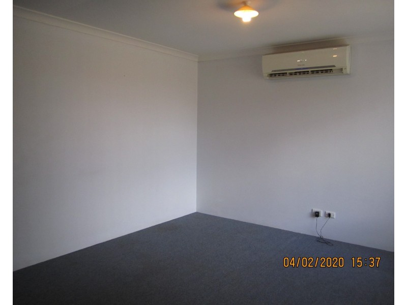 82 Chelmsford Avenue, Port Kennedy WA 6172