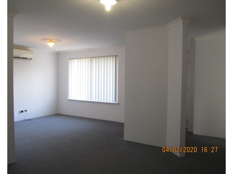 82 Chelmsford Avenue, Port Kennedy WA 6172