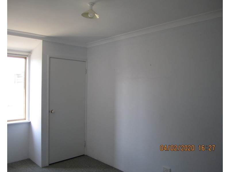 82 Chelmsford Avenue, Port Kennedy WA 6172
