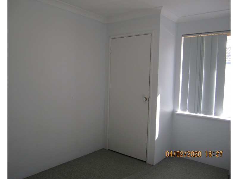 82 Chelmsford Avenue, Port Kennedy WA 6172