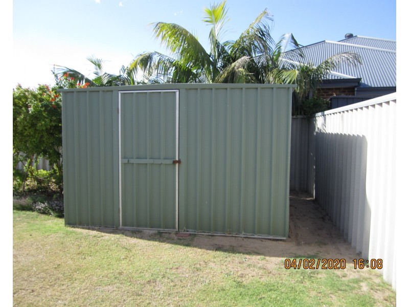 82 Chelmsford Avenue, Port Kennedy WA 6172