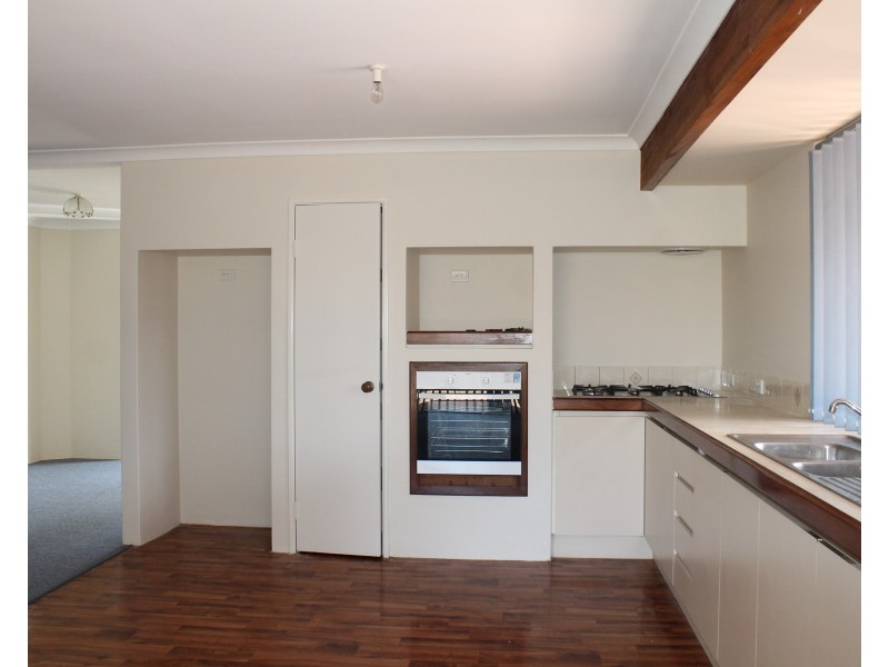 6 Oslo Place, Warnbro WA 6169