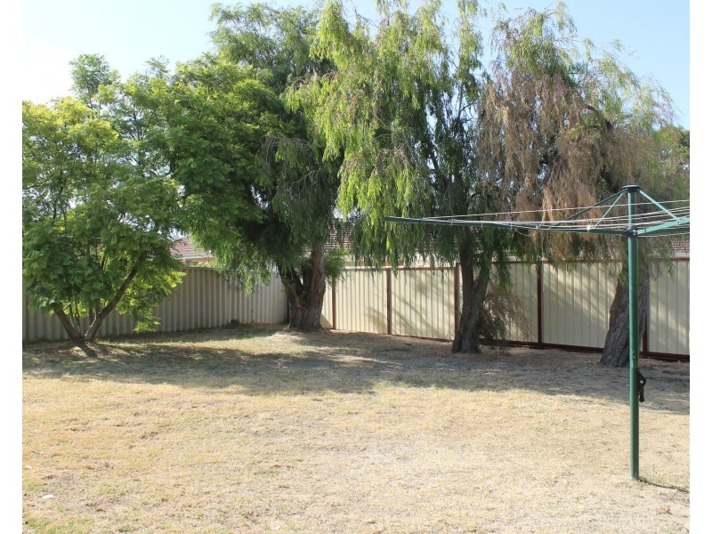 6 Oslo Place, Warnbro WA 6169
