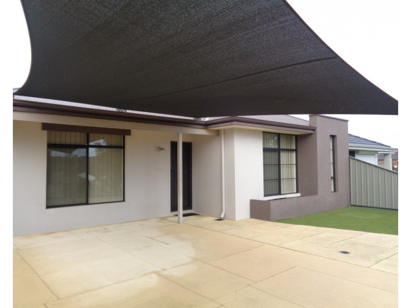 42 Kingaroy Drive, Baldivis WA 6171