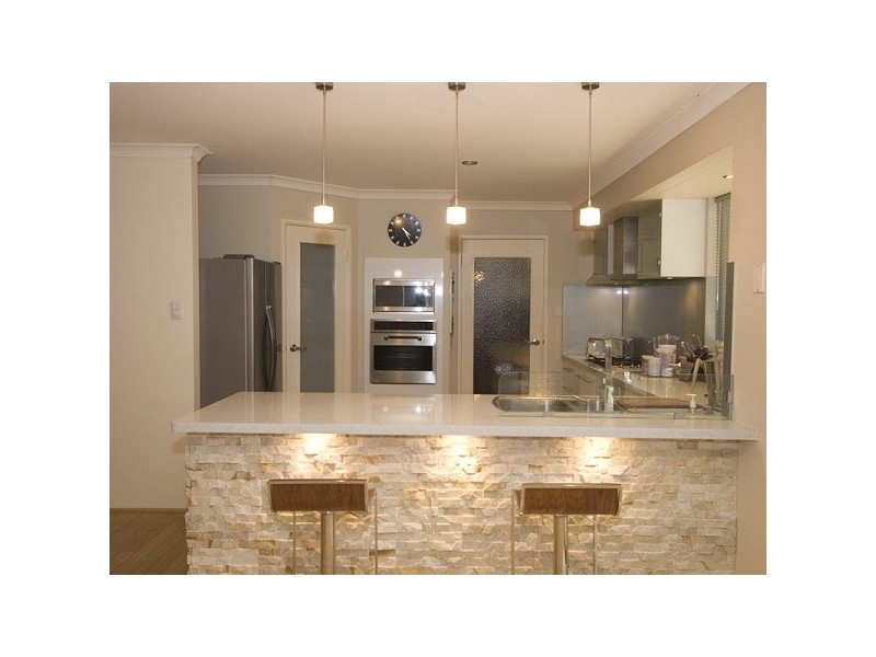 10 BELIZE WAY, Mindarie WA 6030