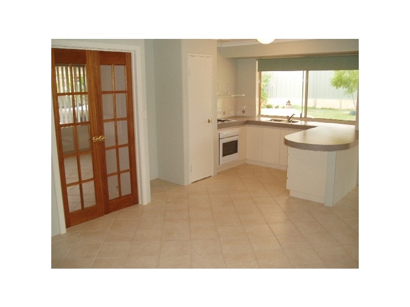 16 BOMBALA CLOSE, Merriwa WA 6030