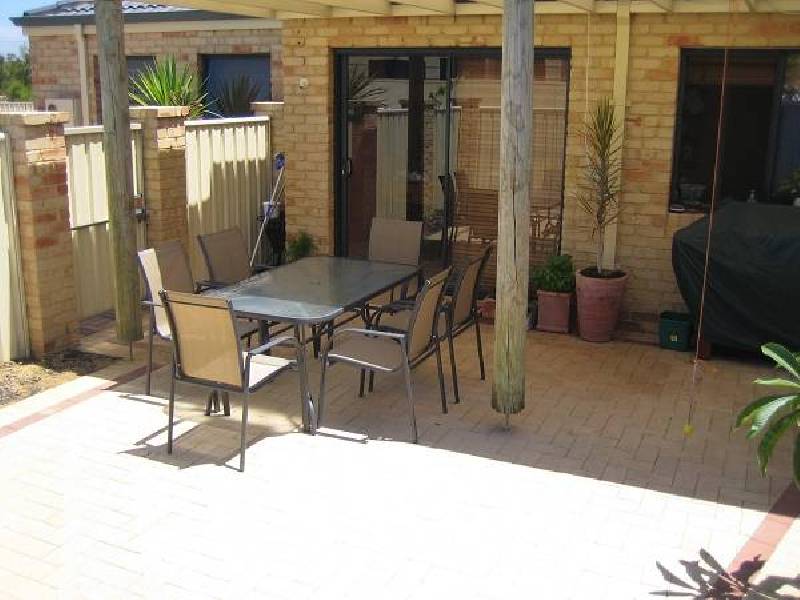 4/22 Arabella Mews, Currambine WA 6028