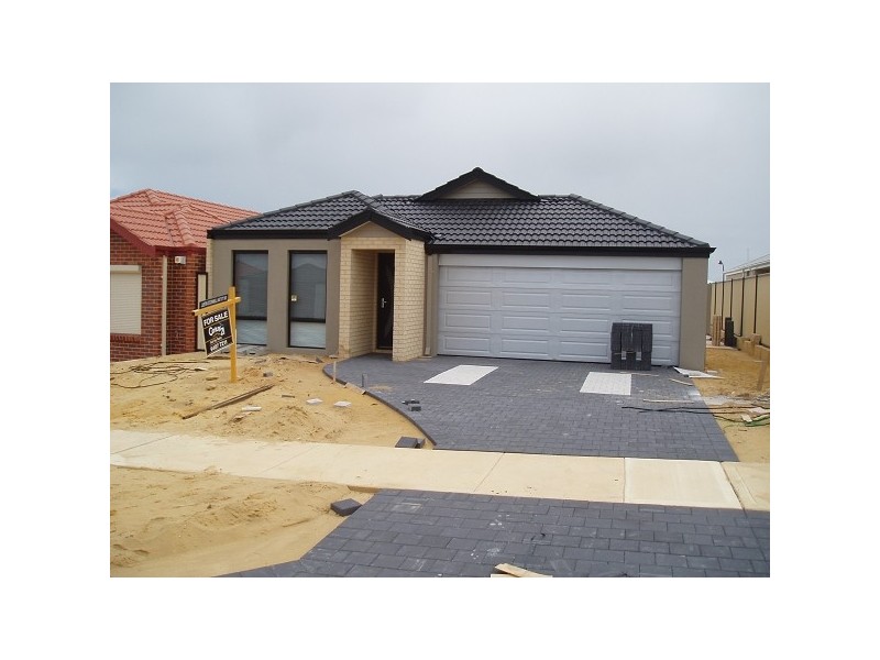 27 Lakewood Terrace, Clarkson WA 6030