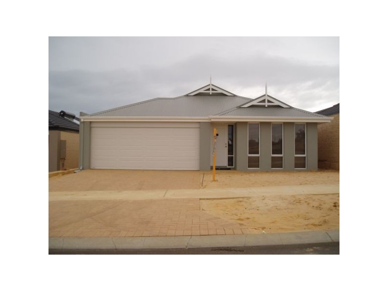 29 Lakewood Terrace, Clarkson WA 6030