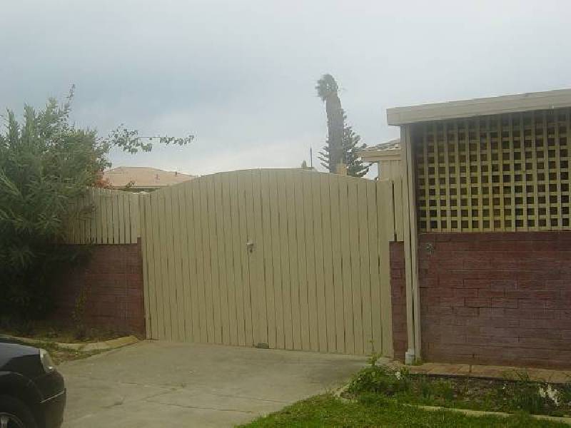 15 Caley Place, Two Rocks WA 6037