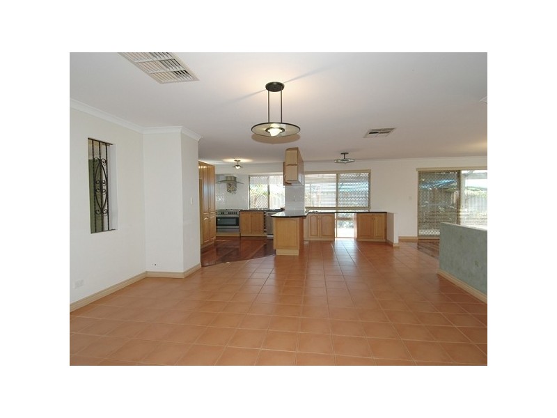 9 Ceduna Way, Quinns Rocks WA 6030