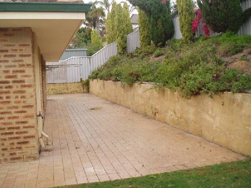 26 Lymburner Drive, Hillarys WA 6025