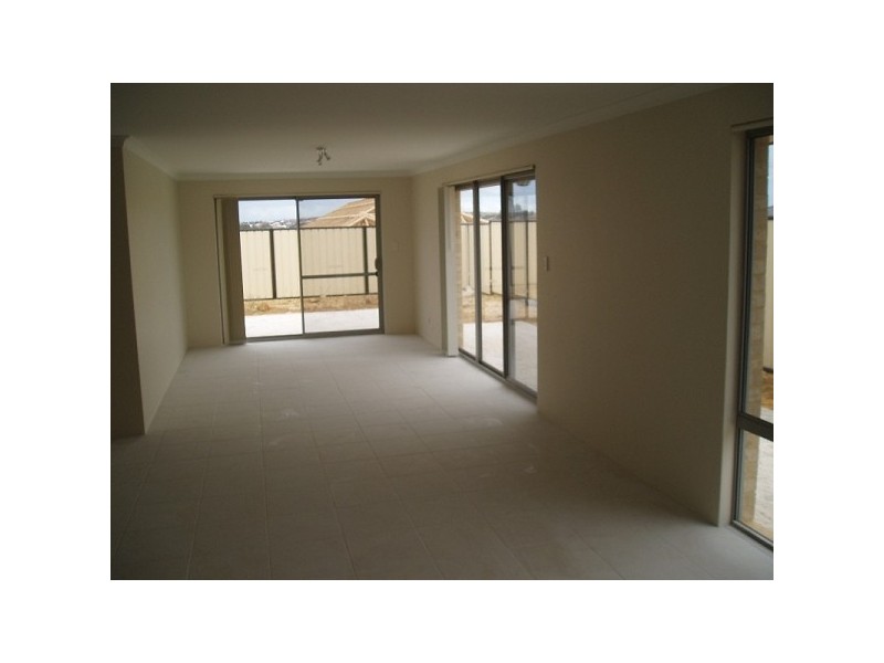 118 Liberty Drive, Clarkson WA 6030