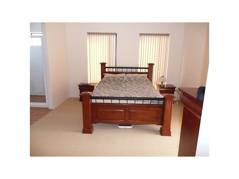 12 Edenbrooke Terrace, Clarkson WA 6030