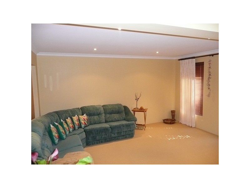3 Berrington Pass, Quinns Rocks WA 6030