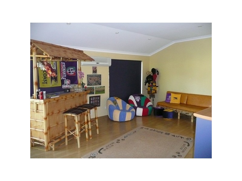 3 Berrington Pass, Quinns Rocks WA 6030