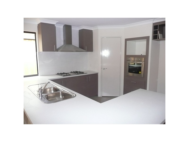 19 Hacienda Drive, Clarkson WA 6030