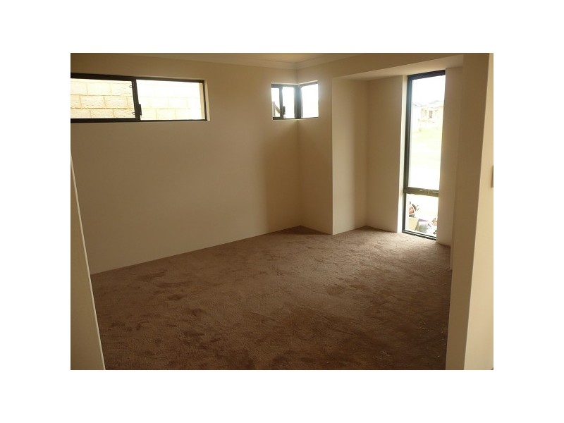 19 Hacienda Drive, Clarkson WA 6030