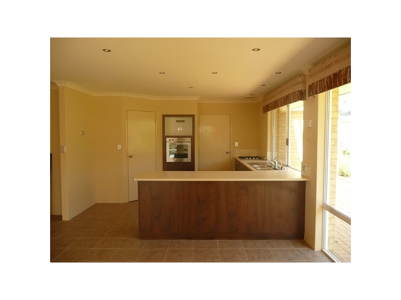 17 Chilworth Road, Butler WA 6036